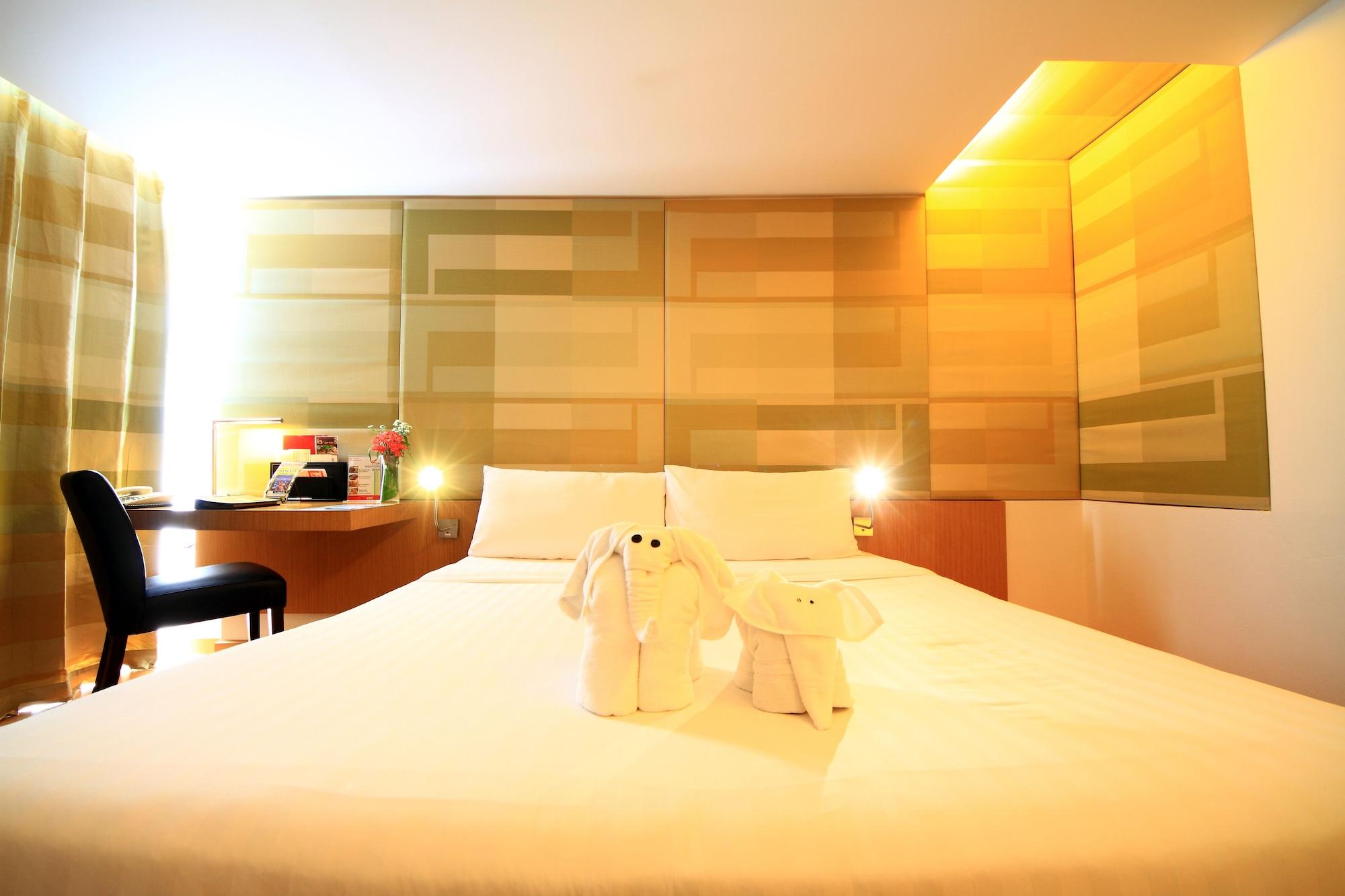 Le Fenix Sukhumvit 11 Bangkok Hotel Ngoại thất bức ảnh