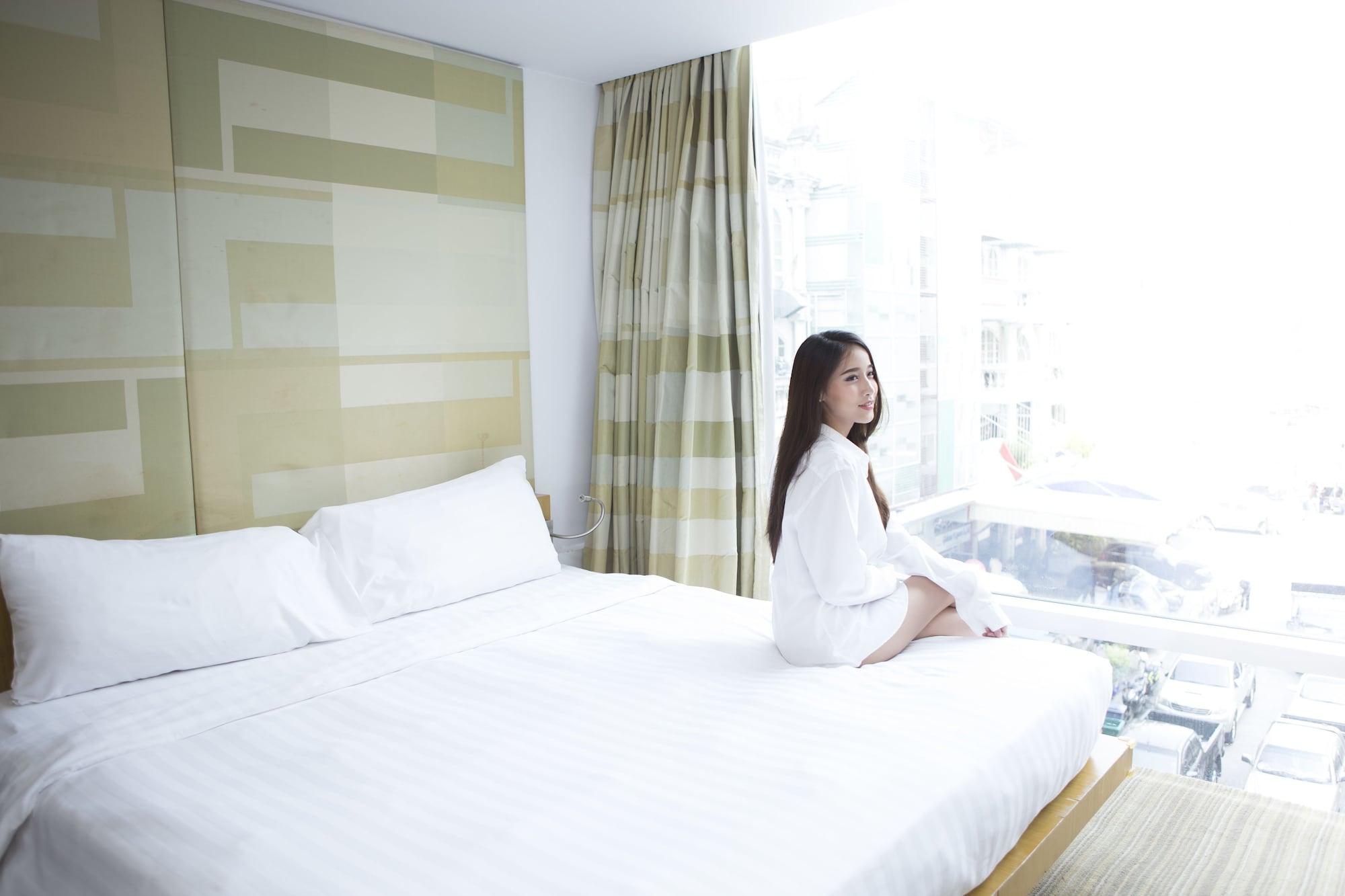 Le Fenix Sukhumvit 11 Bangkok Hotel Ngoại thất bức ảnh