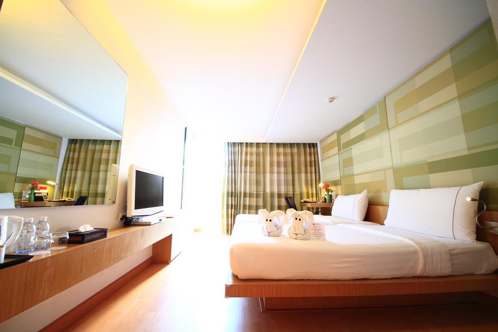 Le Fenix Sukhumvit 11 Bangkok Hotel Ngoại thất bức ảnh