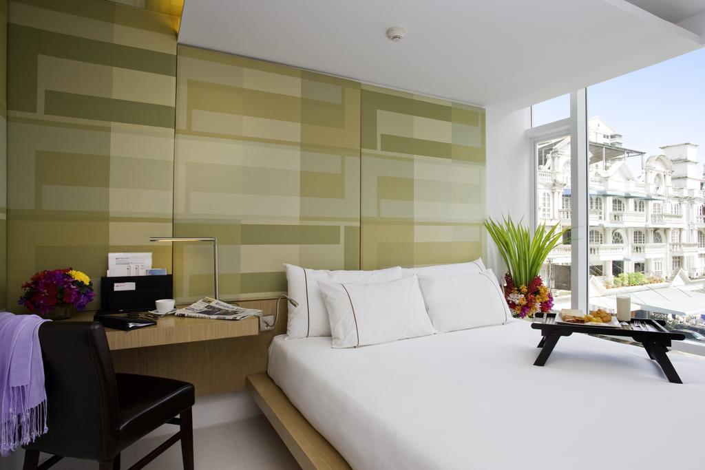 Le Fenix Sukhumvit 11 Bangkok Hotel Ngoại thất bức ảnh
