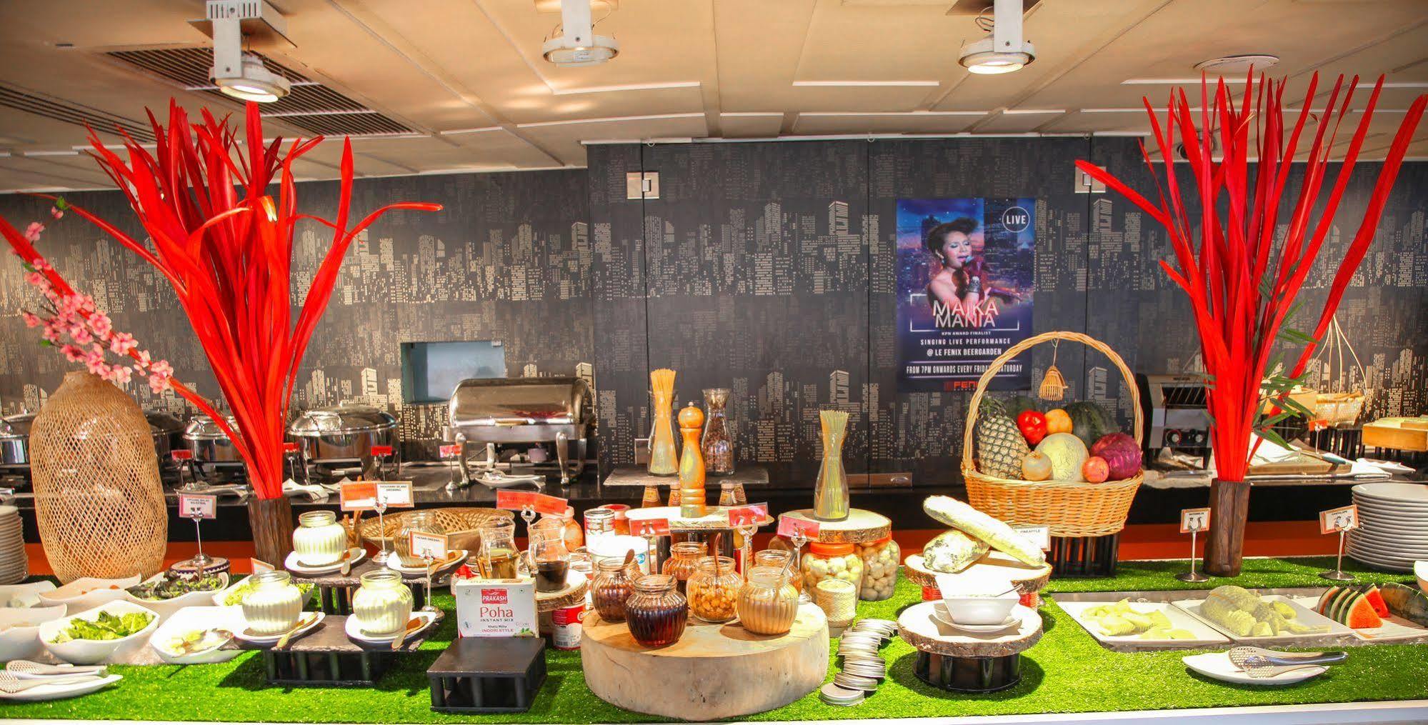 Le Fenix Sukhumvit 11 Bangkok Hotel Ngoại thất bức ảnh