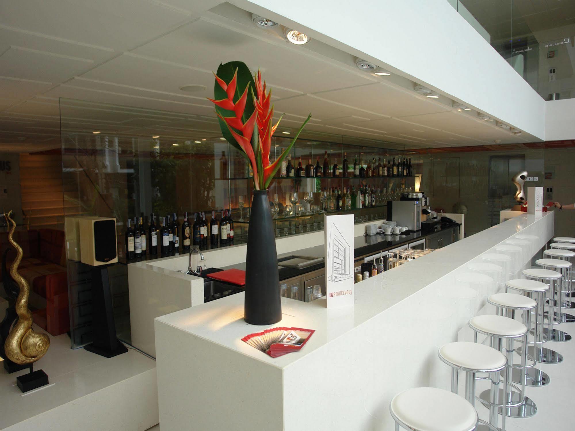 Le Fenix Sukhumvit 11 Bangkok Hotel Ngoại thất bức ảnh