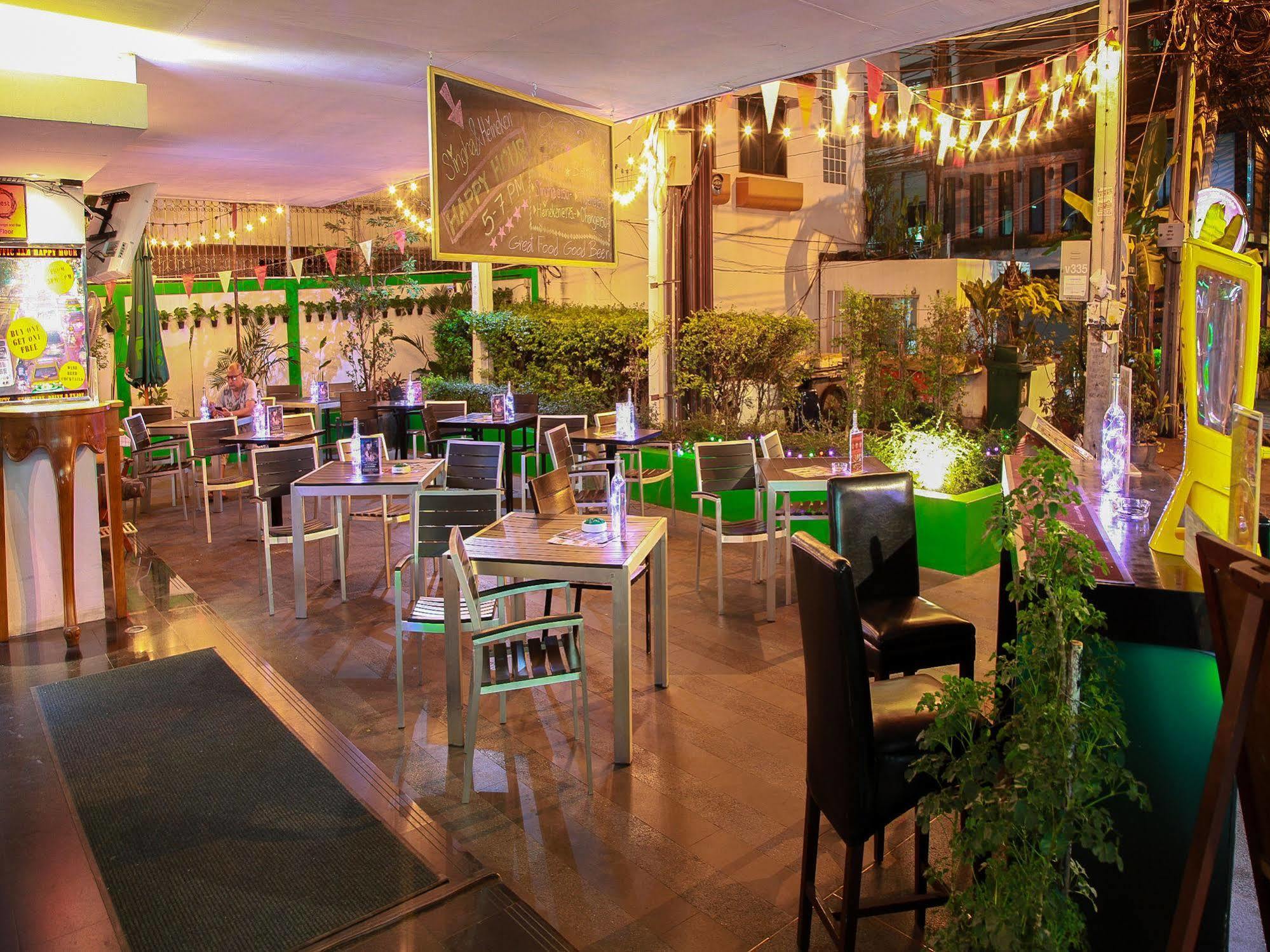 Le Fenix Sukhumvit 11 Bangkok Hotel Ngoại thất bức ảnh
