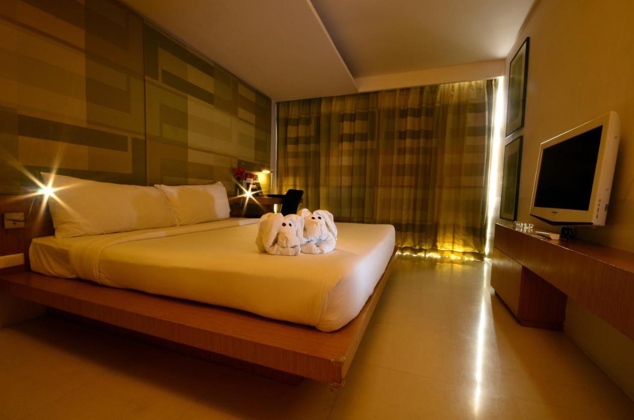 Le Fenix Sukhumvit 11 Bangkok Hotel Ngoại thất bức ảnh